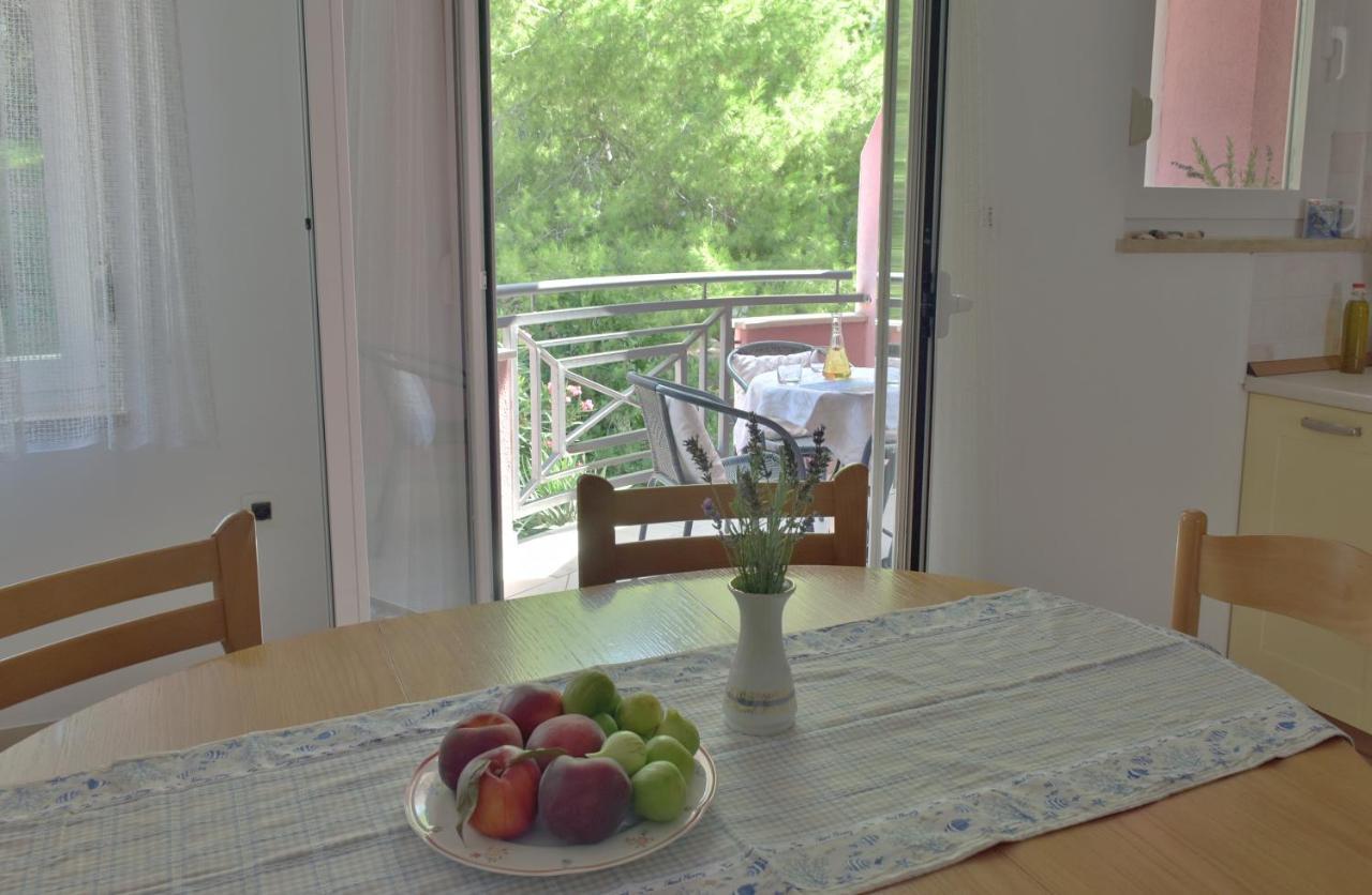 Pino Apartment พูลา ภายนอก รูปภาพ