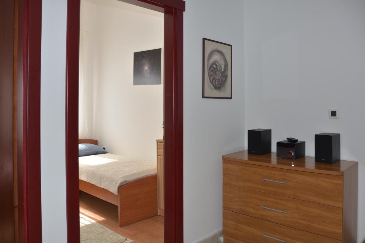 Pino Apartment พูลา ภายนอก รูปภาพ